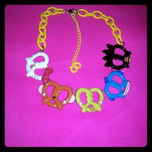 Onch movement kawaii sanrio hello kitty necklace